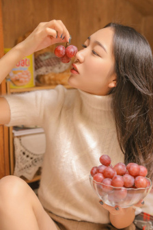 双乳丰满的女学生电影